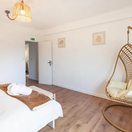 Silvercoast - Swimming Pool & Jacuzzi