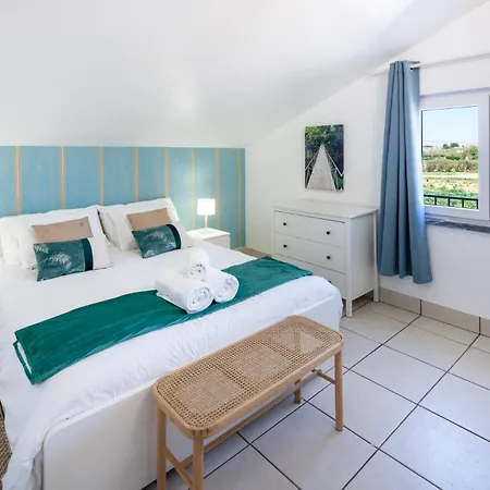 Silvercoast - Swimming Pool & Jacuzzi Atouguia Da Baleia